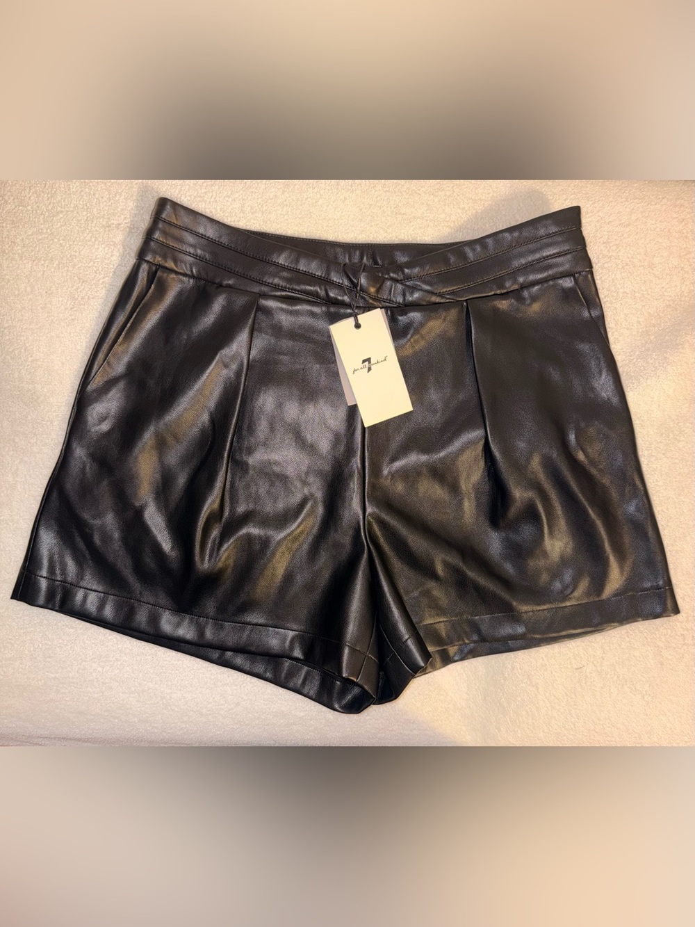 NWT - 7 For All Mankind Black Faux Leather Crossover Pleated Shorts – Size Large